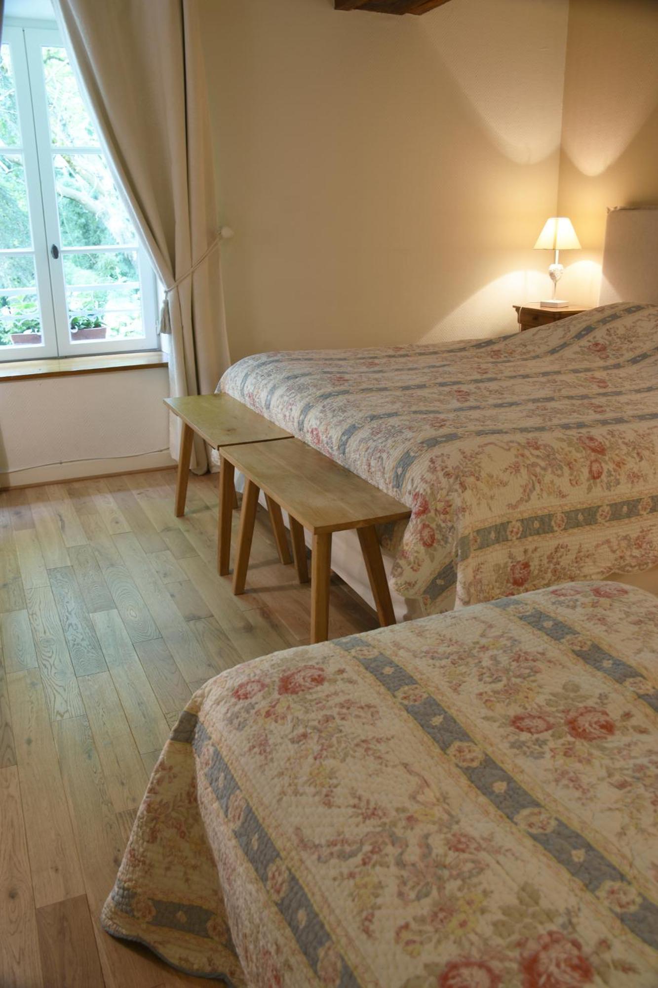 Bed and Breakfast Domaine De L'Ermitage Berry-Bouy Экстерьер фото